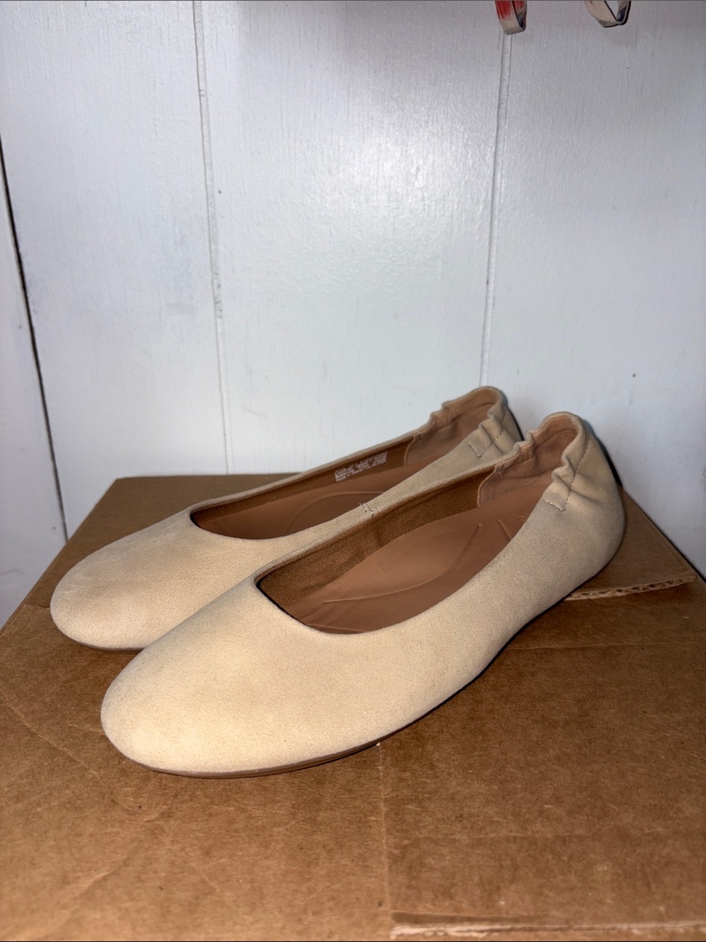 Dansko Beige Women's Ballet Flats size 37.5